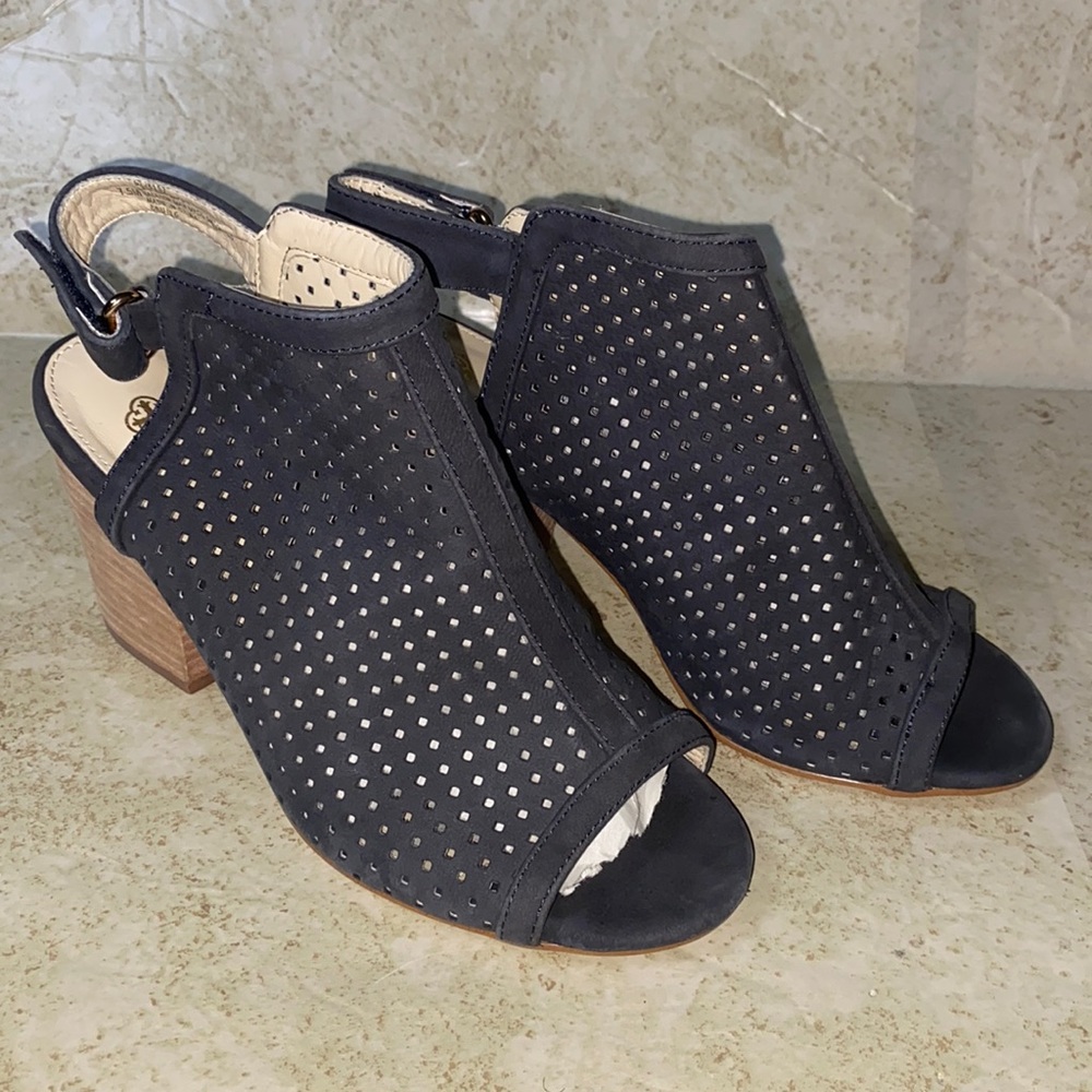 Isola navy open toe size 7.5